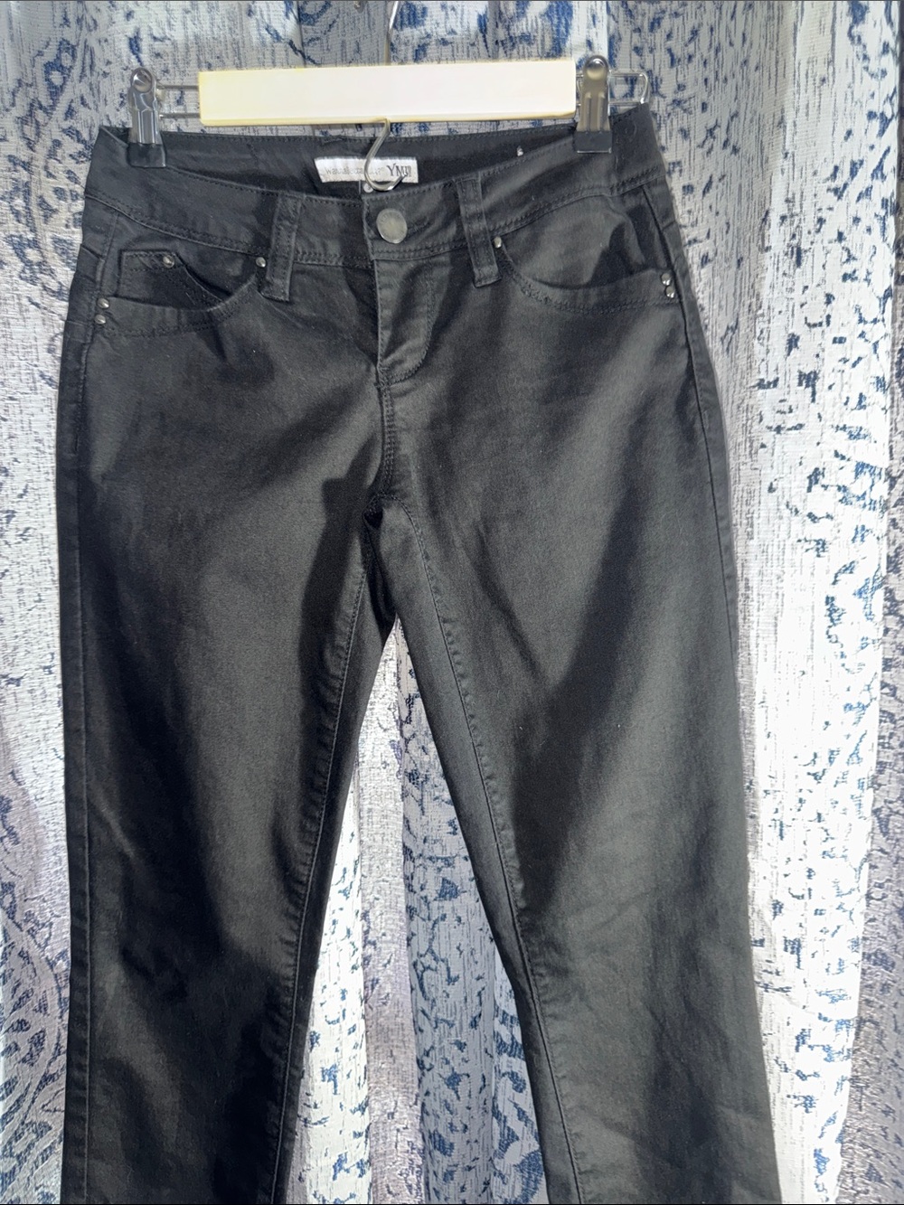 YMI WannaBettaButt Women's Black Skinny Jeans